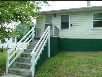 721 Merritt Mill Rd, Chapel Hill, NC 27516