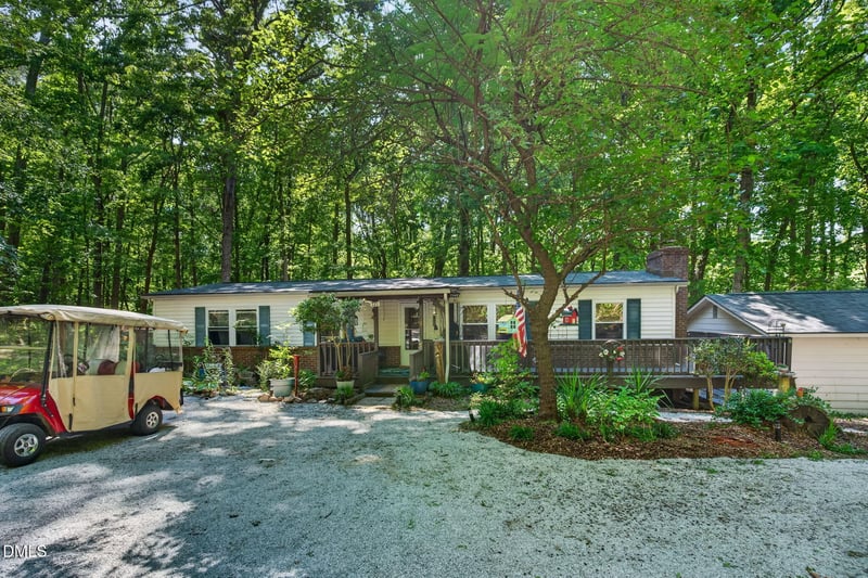 721 Oak Ridge Dr, Cary, NC 27519