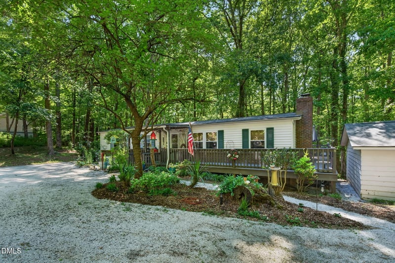 721 Oak Ridge Dr, Cary, NC 27519