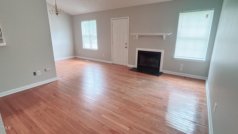 721 Papsworth Ct, Fuquay Varina, NC 27526