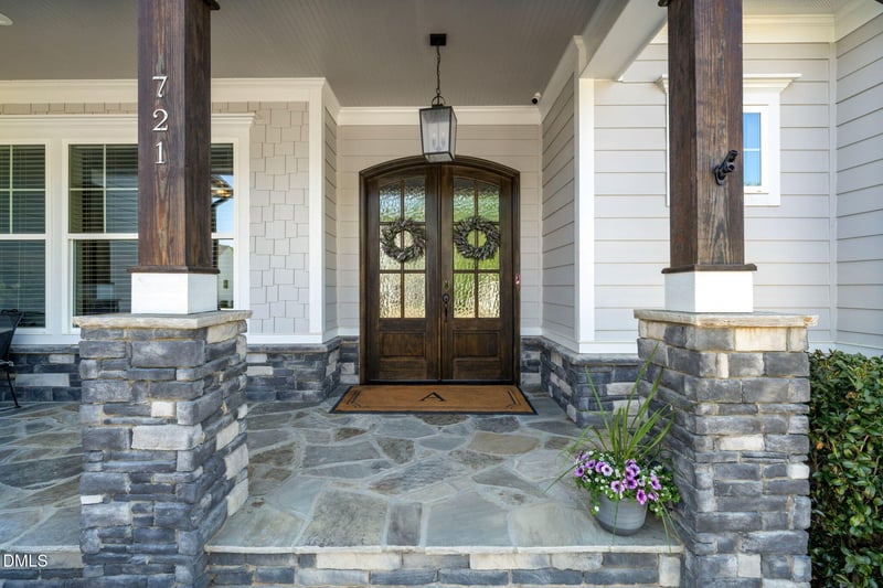 721 Pelzer Dr, Wake Forest, NC 27587
