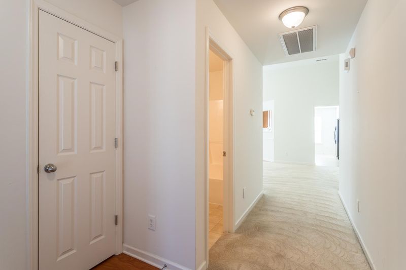 721 Sequoia Ridge Dr, Fuquay Varina, NC 27526