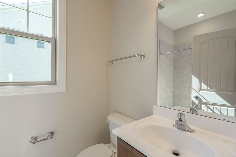 721 Sparrowhawk Ln, Wake Forest, NC 27587