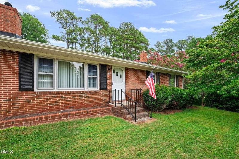 721 Wait Ave, Wake Forest, NC 27587