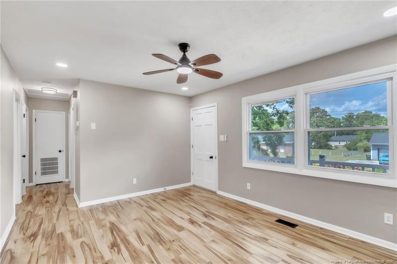 7210 Ryan St, Fayetteville, NC 28314