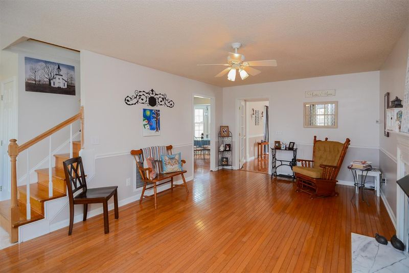 7212 Cornwallis Rd, Garner, NC 27529