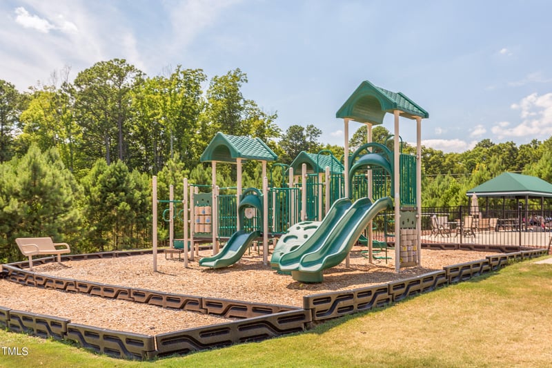7212 Ryehill Dr, Cary, NC 27519