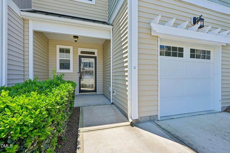 7213 Ladbrooke St, Raleigh, NC 27617