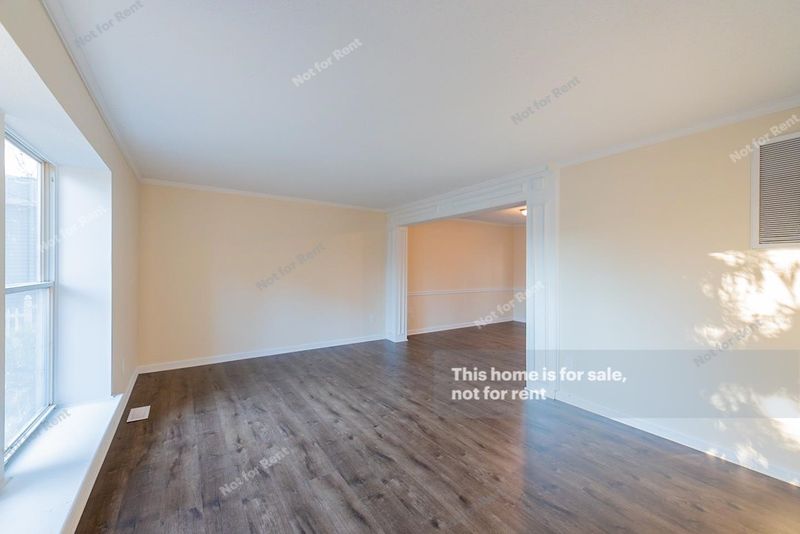 7213 Summerland Dr, Raleigh, NC 27612