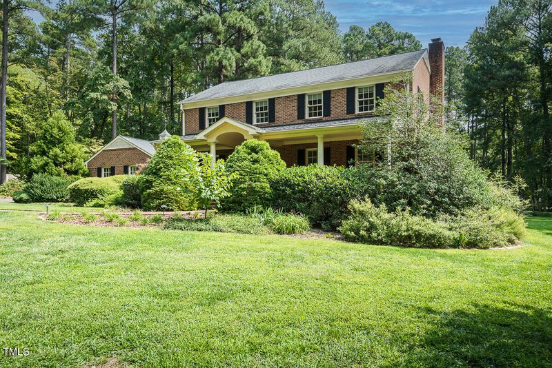 7214 Sunrise Rd, Chapel Hill, NC 27514