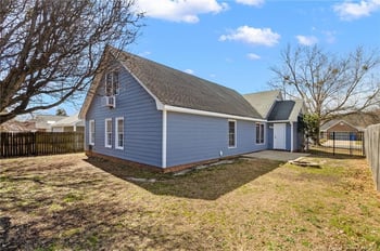 7214 Tollhouse Dr, Fayetteville, NC 28314