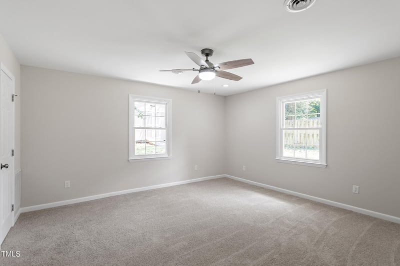 7216 Carlton Dr, Raleigh, NC 27616