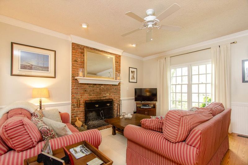 7216 Wilderness Rd, Raleigh, NC 27613