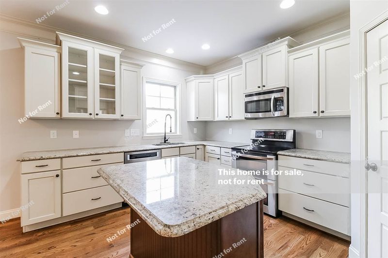 7216 Winter Pond Way, Fuquay Varina, NC 27526