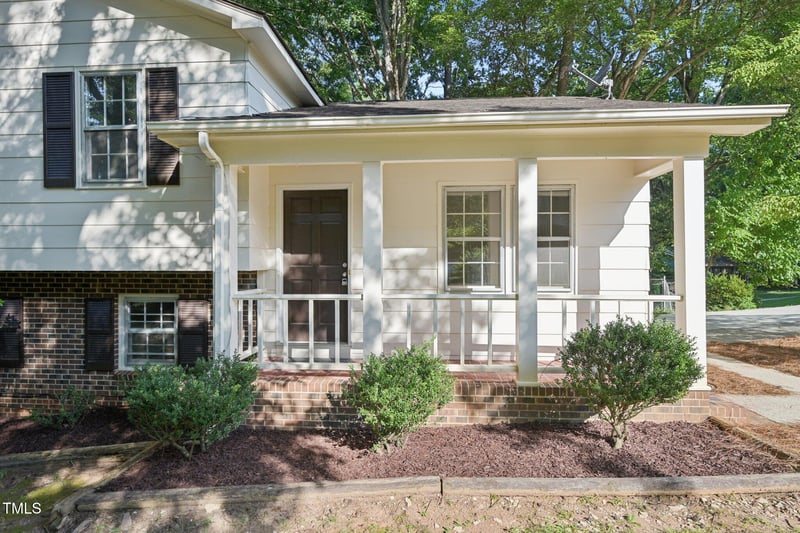 7217 Stuart Dr, Raleigh, NC 27615