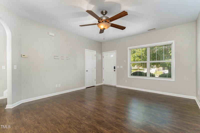722 Blue Lake Dr, Mebane, NC 27302