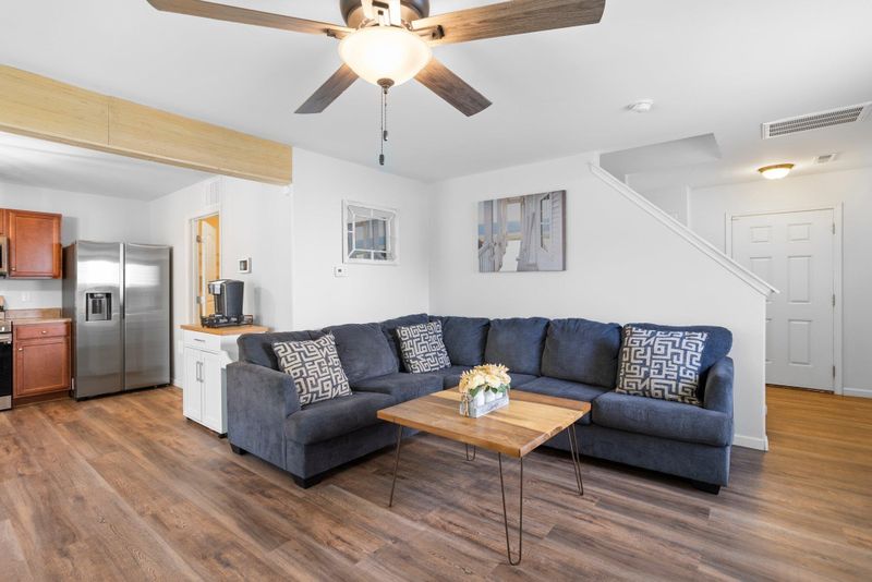 722 Cairn Cir, Burlington, NC 27217
