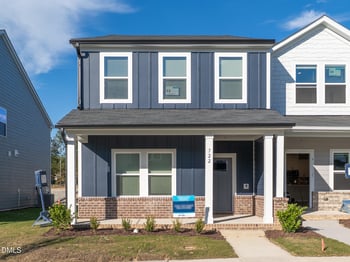 722 Chandler Stone Dr, Zebulon, NC 27597