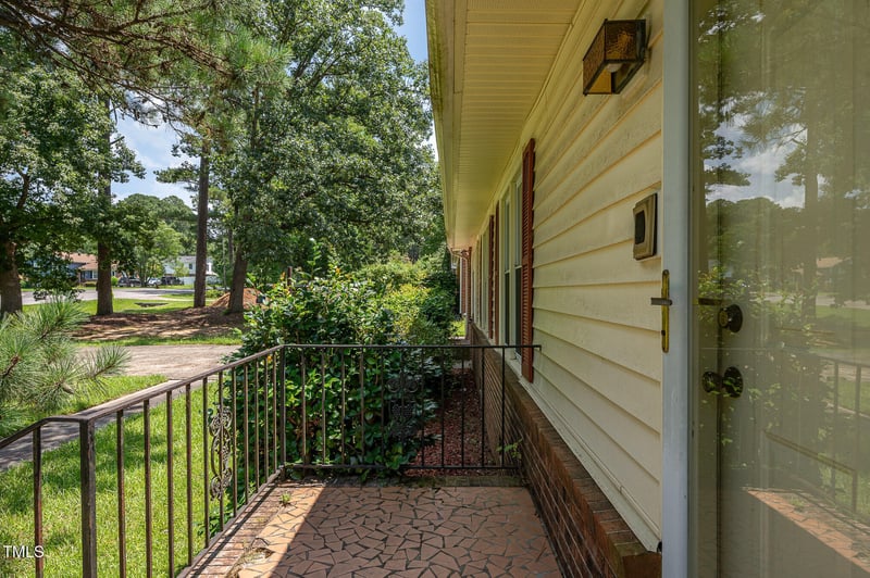 722 Forge Rd, Durham, NC 27713