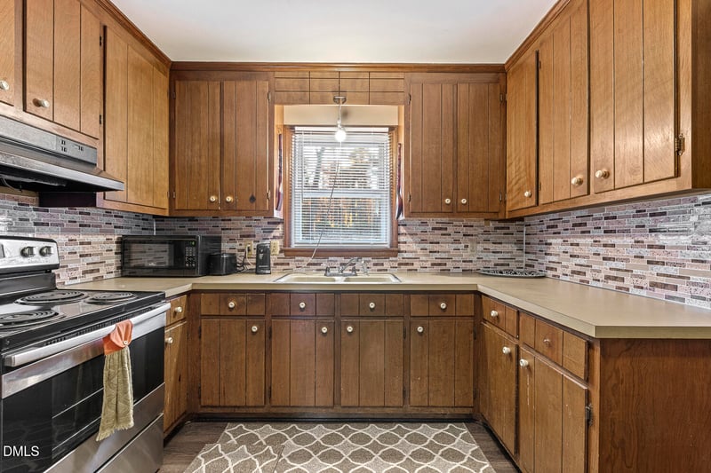 722 Forge Rd, Durham, NC 27713