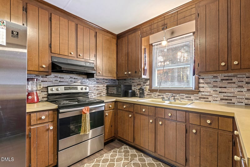 722 Forge Rd, Durham, NC 27713