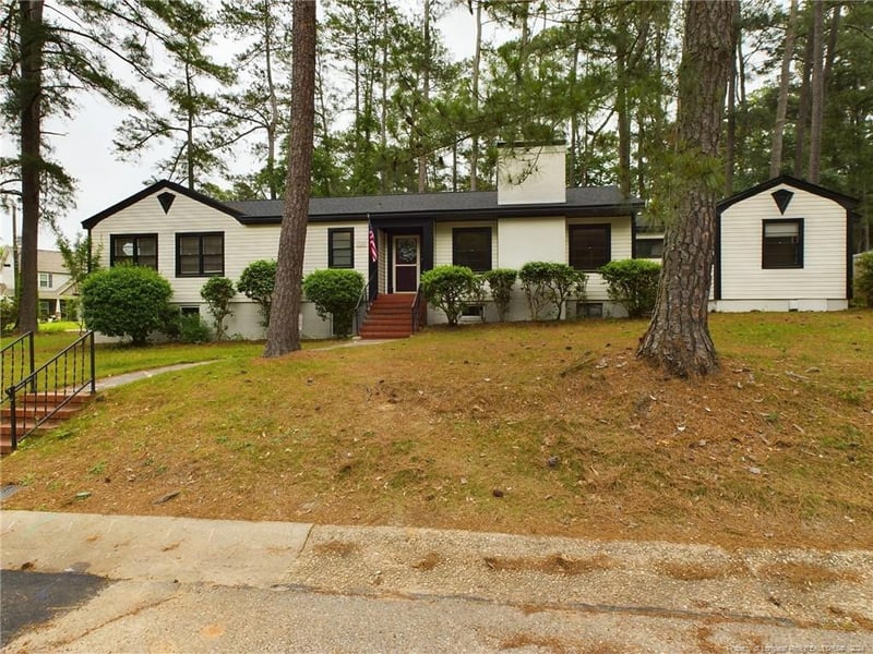 722 Glenwood Dr, Fayetteville, NC 28305