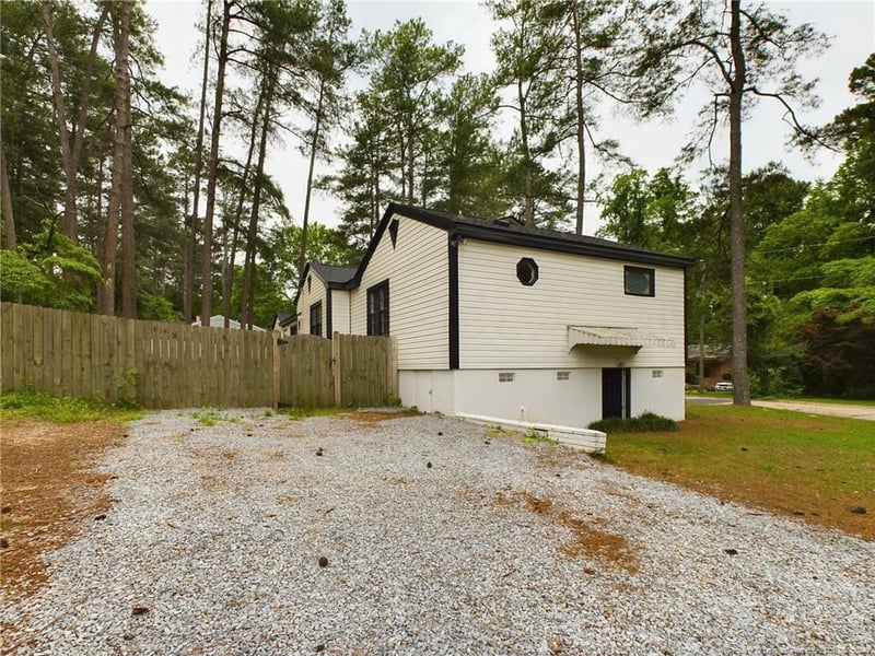 722 Glenwood Dr, Fayetteville, NC 28305