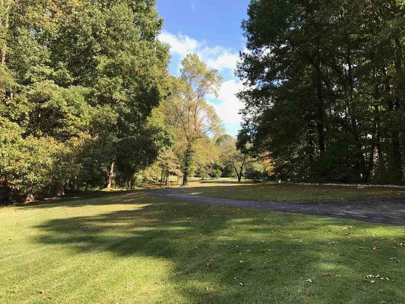 722 Hillandale Ln, Garner, NC 27529
