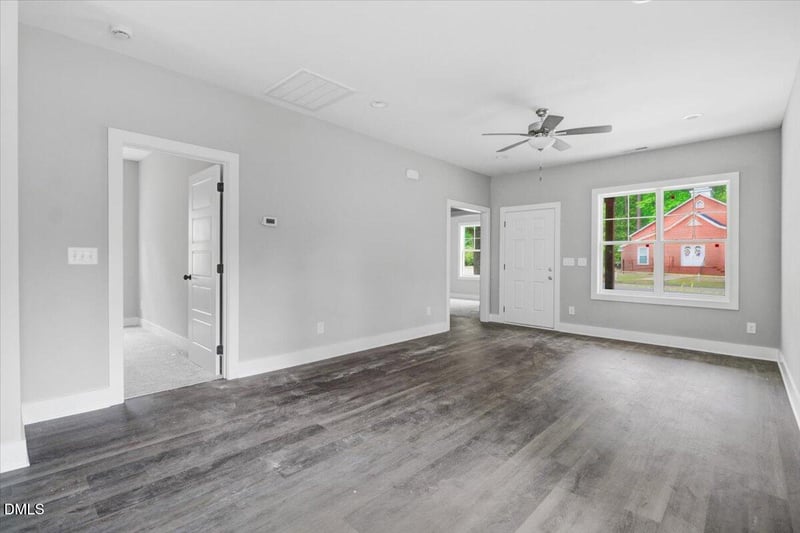 722 Martin Luther King Jr Dr, Smithfield, NC 27577