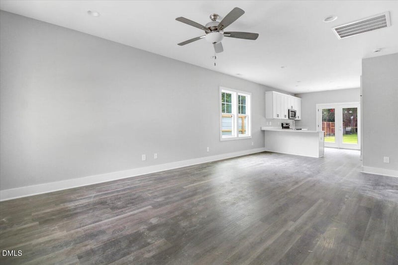 722 Martin Luther King Jr Dr, Smithfield, NC 27577