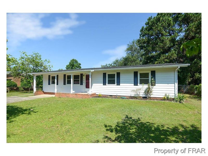722 Moriston Rd, Fayetteville, NC 28314