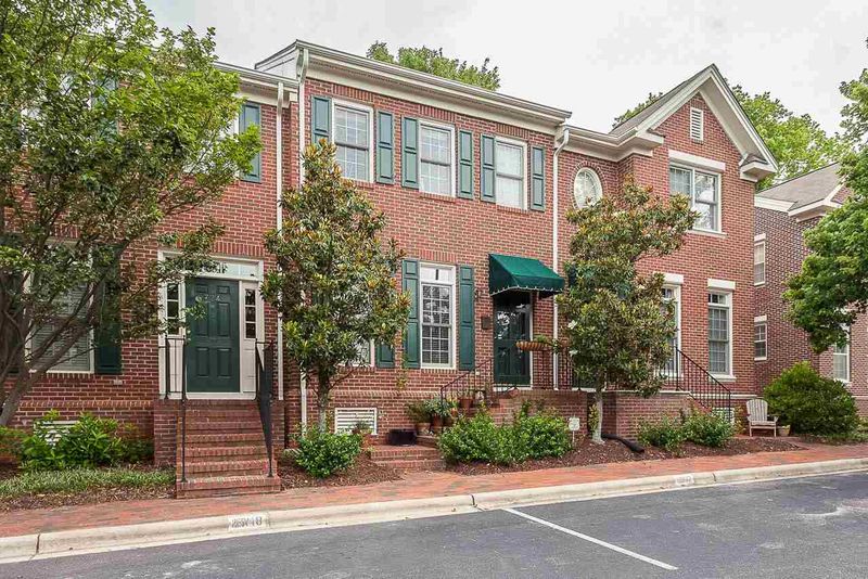 722 Parkham Ln, Raleigh, NC 27560