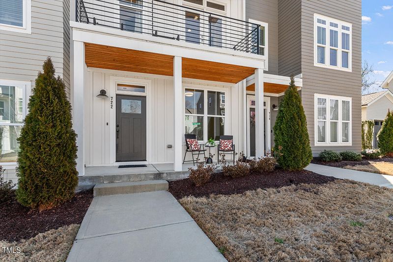 722 Peakland Pl, Raleigh, NC 27604