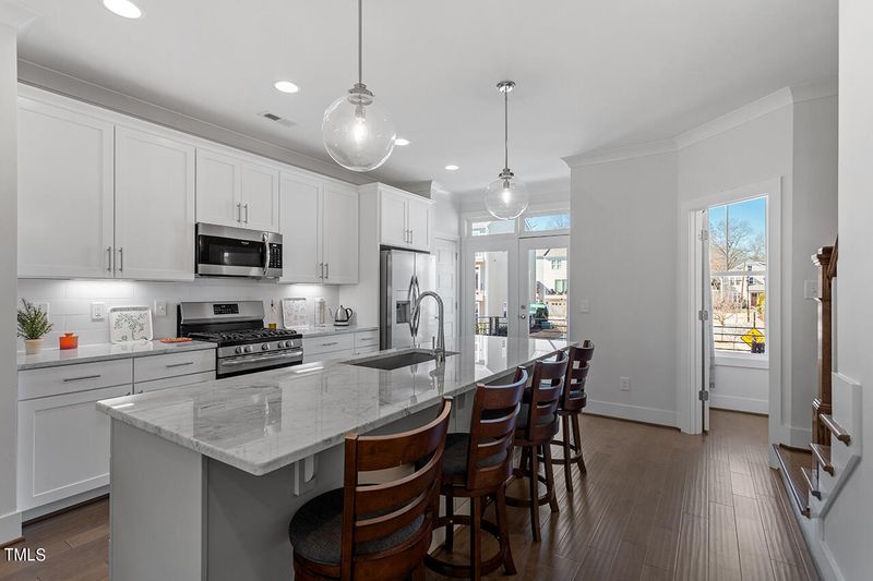 722 Peakland Pl, Raleigh, NC 27604