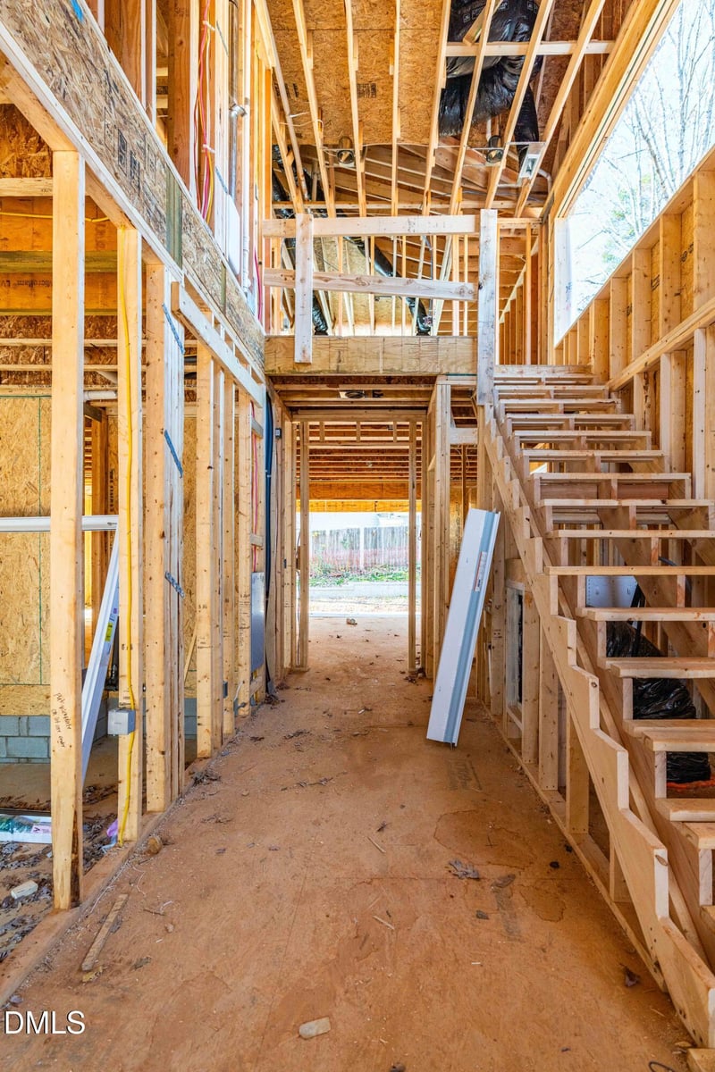 722 Powell Dr, Raleigh, NC 27606