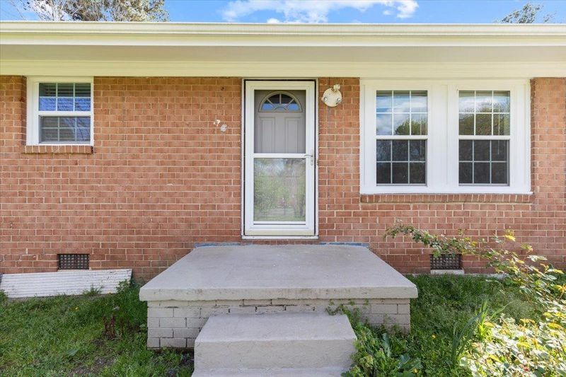 722 Shay Dr, Durham, NC 27704