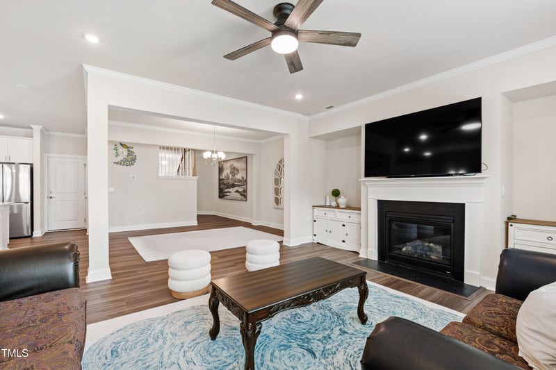 722 Toulouse Ct, Cary, NC 27519