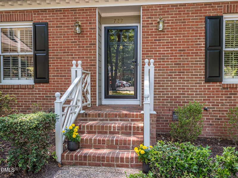 722 Weathergreen Dr, Raleigh, NC 27615