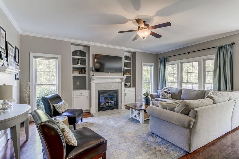 7221 Bedford Ridge Dr, Apex, NC 27539