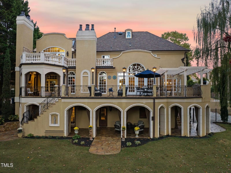 7221 Manor Oaks Dr, Raleigh, NC 27615