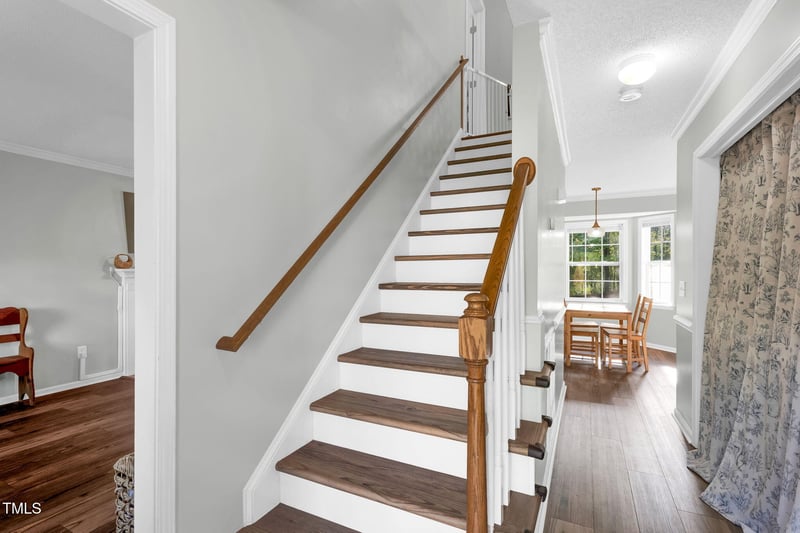 7221 Messenger Dr, Willow Springs, NC 27592