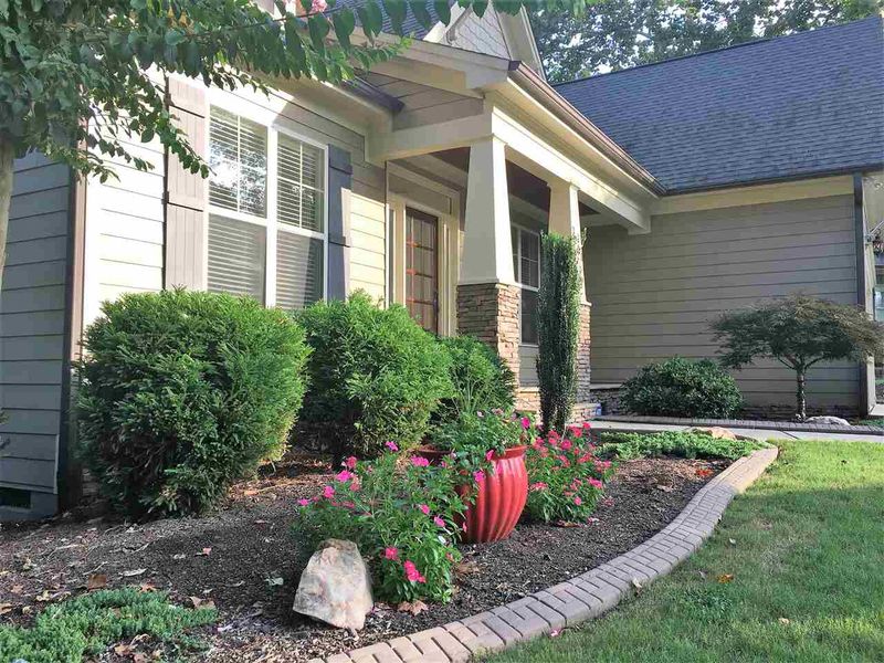 7221 Winter Pond Way, Fuquay Varina, NC 27526