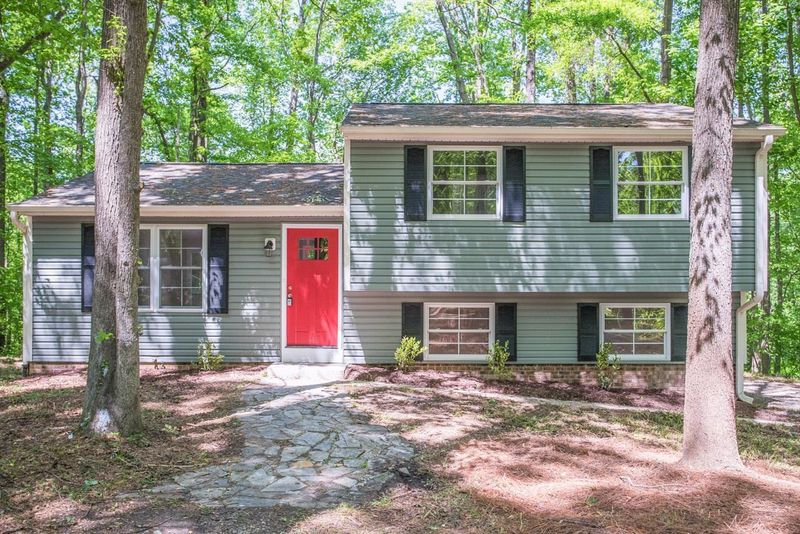 7224 Berkshire Downs Dr, Raleigh, NC 27616