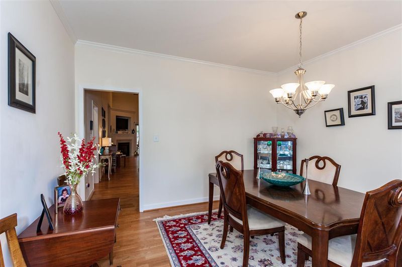 7225 Aquinas Ave, Raleigh, NC 27617