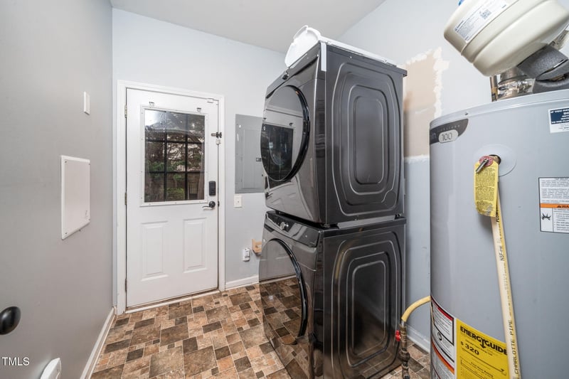 7226 Corvette Ct, Raleigh, NC 27613