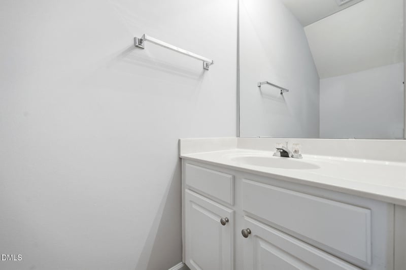 7227 Corvette Ct, Raleigh, NC 27613