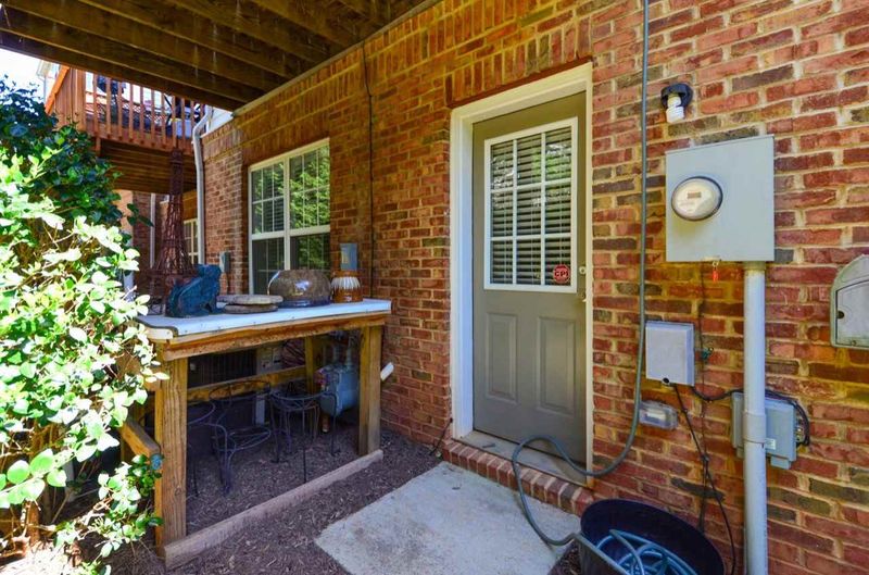7227 Galon Glen Dr, Raleigh, NC 27613