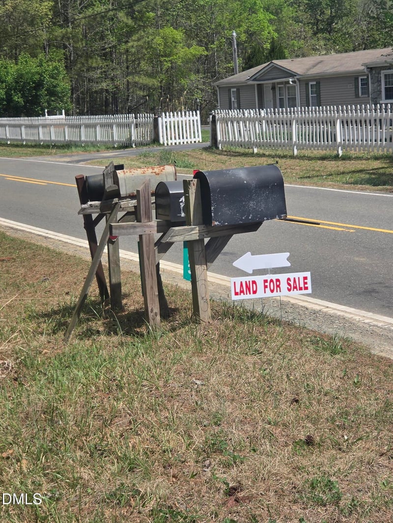 7227 Russell Rd, Durham, NC 27712