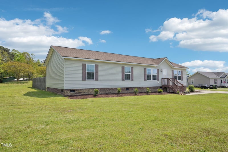 7228 Lowery Meadow Dr, Wendell, NC 27591