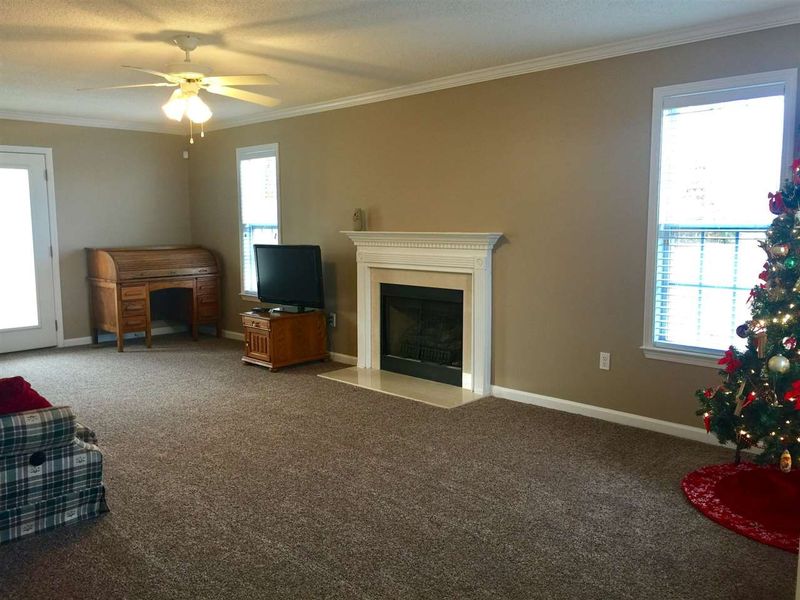 7228 Messenger Dr, Willow Springs, NC 27592